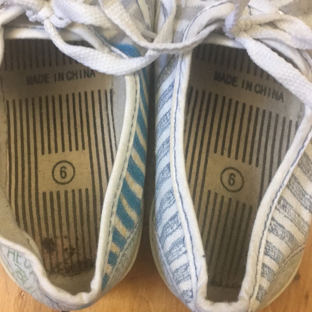 Creative sneakers - Picture 5 of 6